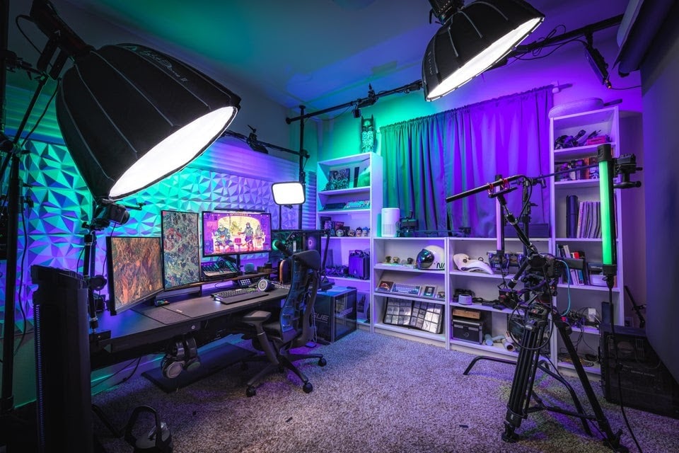 Professional Streamer Gaming Bedroom Idea