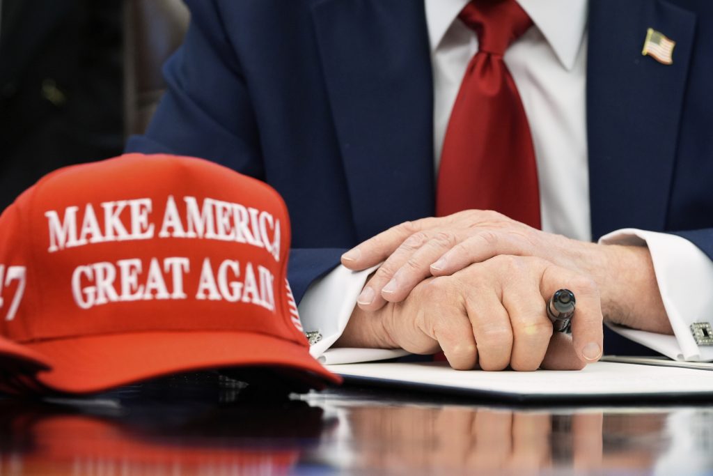 Trump Dismisses National Portrait Gallery Director for Supporting DEI Initiatives Trump Dismisses National Portrait Gallery Director for Supporting DEI Initiatives