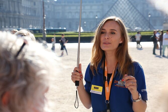Louvre Museum Closes Due to Staff Strike Over Work Fatigue Louvre Museum Closes Due to Staff Strike Over Work Fatigue