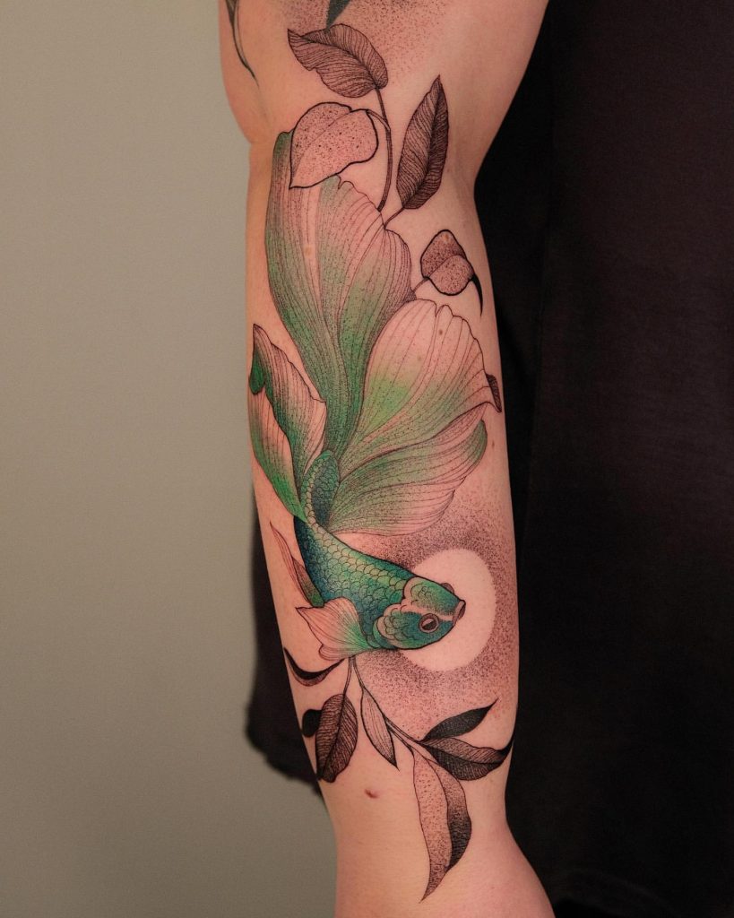 Microrealistic Tattoos Illustrate Hovering Marine Animals on Skin Microrealistic Tattoos Illustrate Hovering Marine Animals on Skin
