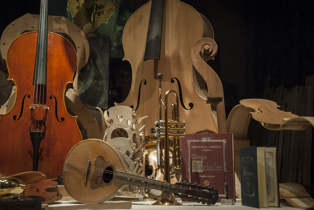 The 16th Century String Instruments Display at the Musical Instrument Museum The 16th Century String Instruments Display at the Musical Instrument Museum