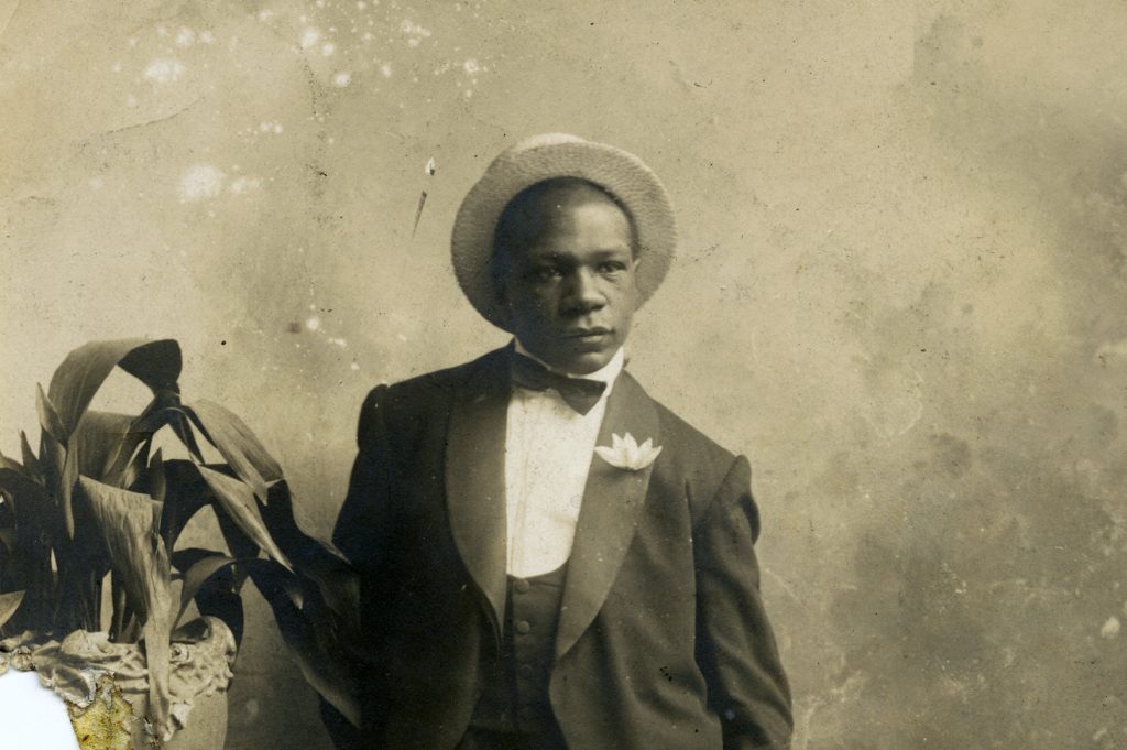The Art of Self-Presentation by the Black Dandy