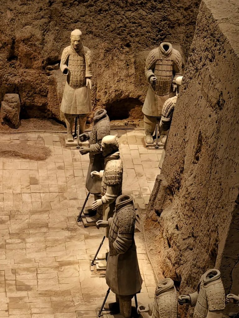 Vandal Destroys Ancient Terracotta Warriors in China Vandal Destroys Ancient Terracotta Warriors in China