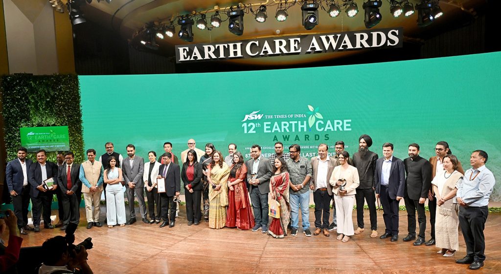 Victors of the 2025 Earth Photo Awards Emphasize the Effects of Climate Change Victors of the 2025 Earth Photo Awards Emphasize the Effects of Climate Change