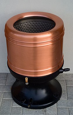 Japan’s Innovative “Human Washing Machine” Cleans and Dries an Individual in 15 Minutes Japan’s Innovative “Human Washing Machine” Cleans and Dries an Individual in 15 Minutes