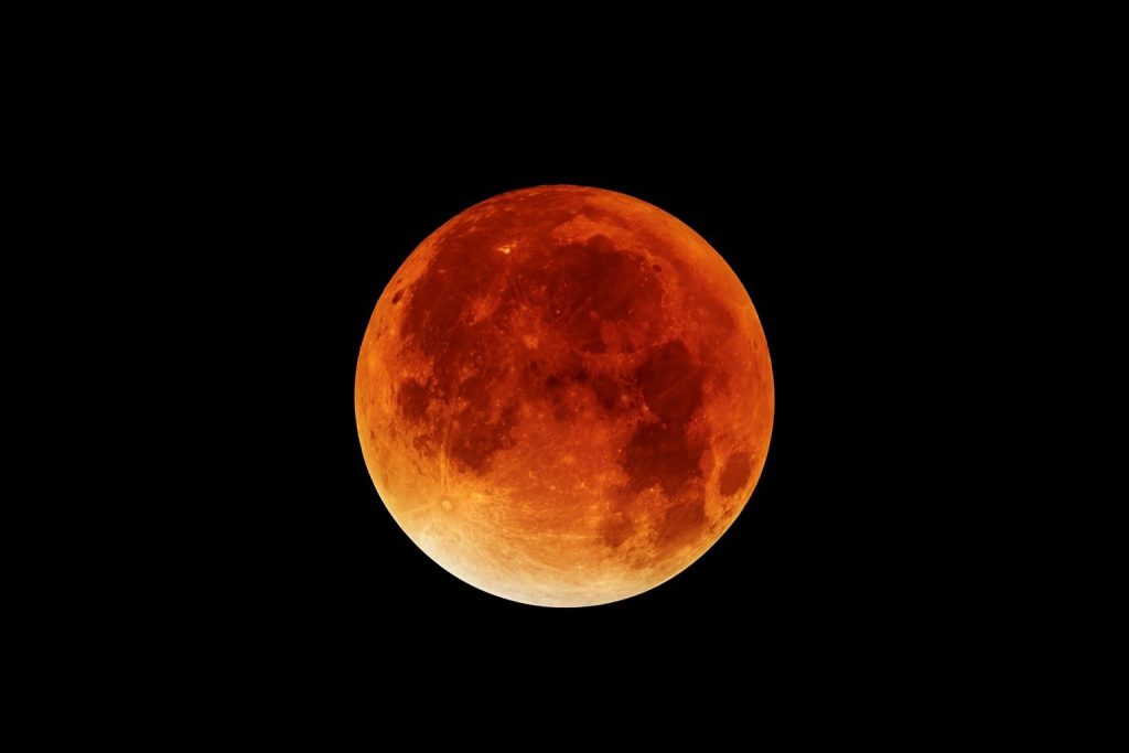 More than 7 Billion Individuals Around the Globe Anticipated to Experience Total Lunar Eclipse in September