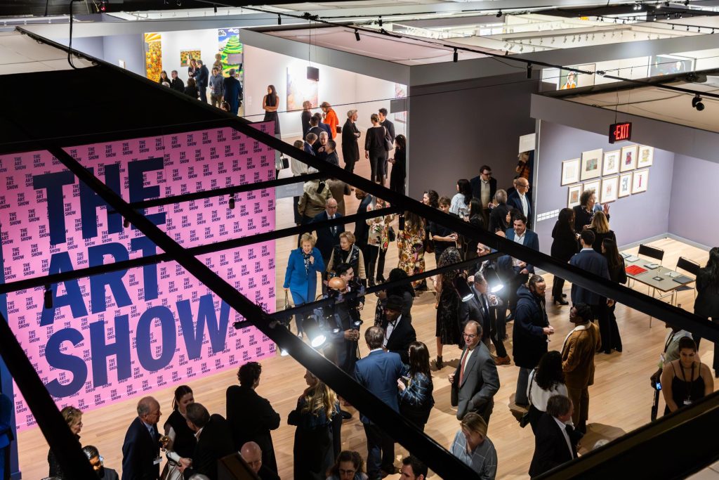 The Impact of Emerging Collector Trends on the Art Fair Season The Impact of Emerging Collector Trends on the Art Fair Season