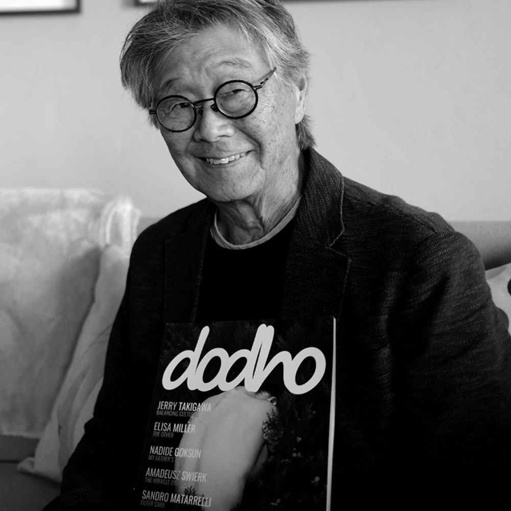 Delving into Internal Battles: A Photographic Expedition by Zexuan Zeng Delving into Internal Battles: A Photographic Expedition by Zexuan Zeng