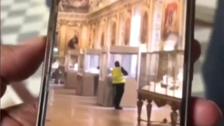 French Museum Experiences Theft Following Recent Louvre Heist French Museum Experiences Theft Following Recent Louvre Heist