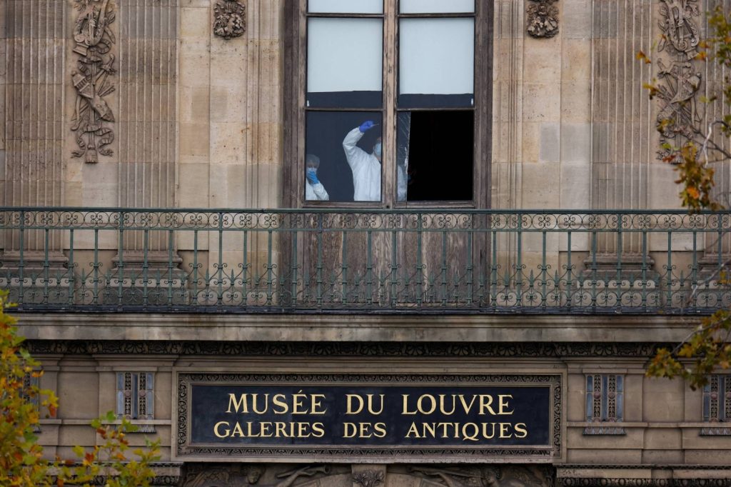 Louvre Director’s Testimony Provides New Insights into Heist Louvre Director’s Testimony Provides New Insights into Heist