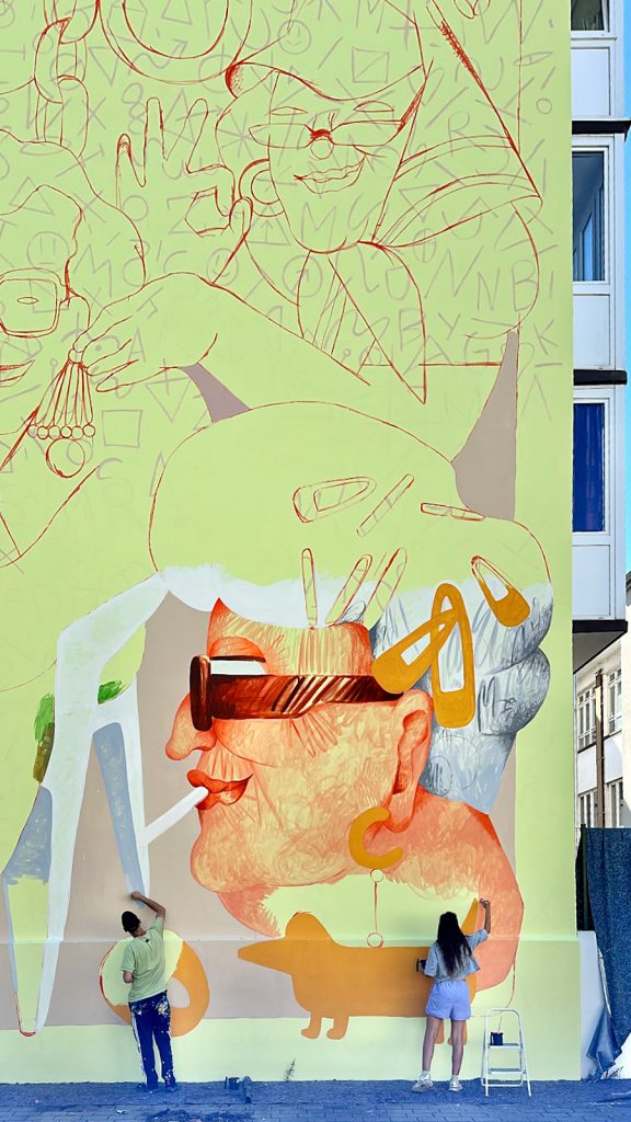 Marina Capdevila Unveils “Eternal Gold: The Magnificent Era” Mural in Pforzheim