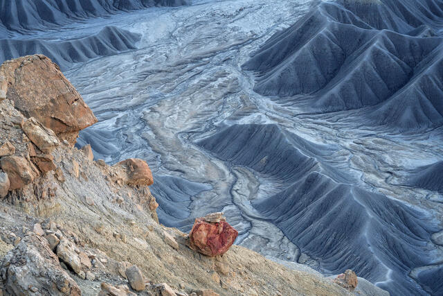 “Tension Unveiled: A Photographic Journey by Eric Thompson” “Tension Unveiled: A Photographic Journey by Eric Thompson”