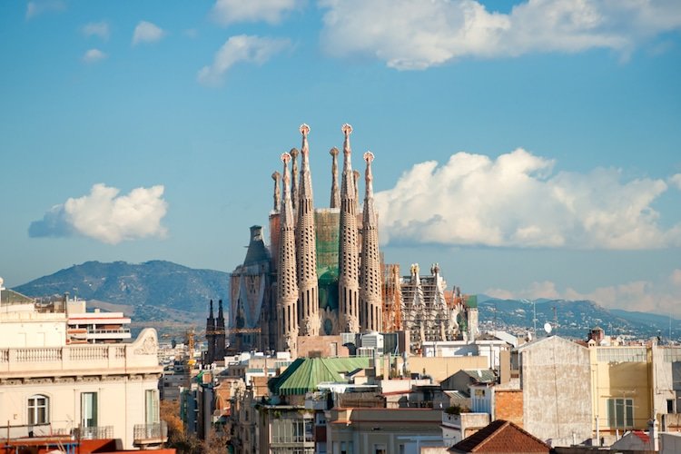 Sagrada Família Reaches Maximum Height with the Finishing of Gaudí’s Central Spire