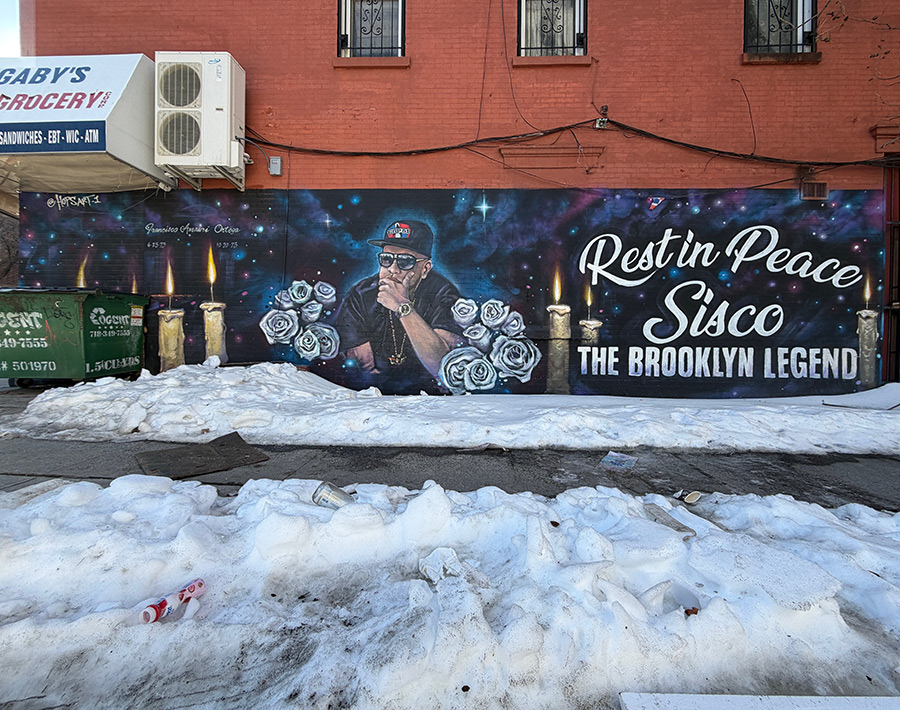 Commemorating the Vanishing Walls of New York Commemorating the Vanishing Walls of New York