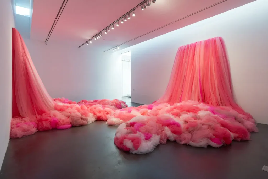 Indoor Art Installations Showcase Tulle Fabric That Looks Like Pink Waterfalls Indoor Art Installations Showcase Tulle Fabric That Looks Like Pink Waterfalls