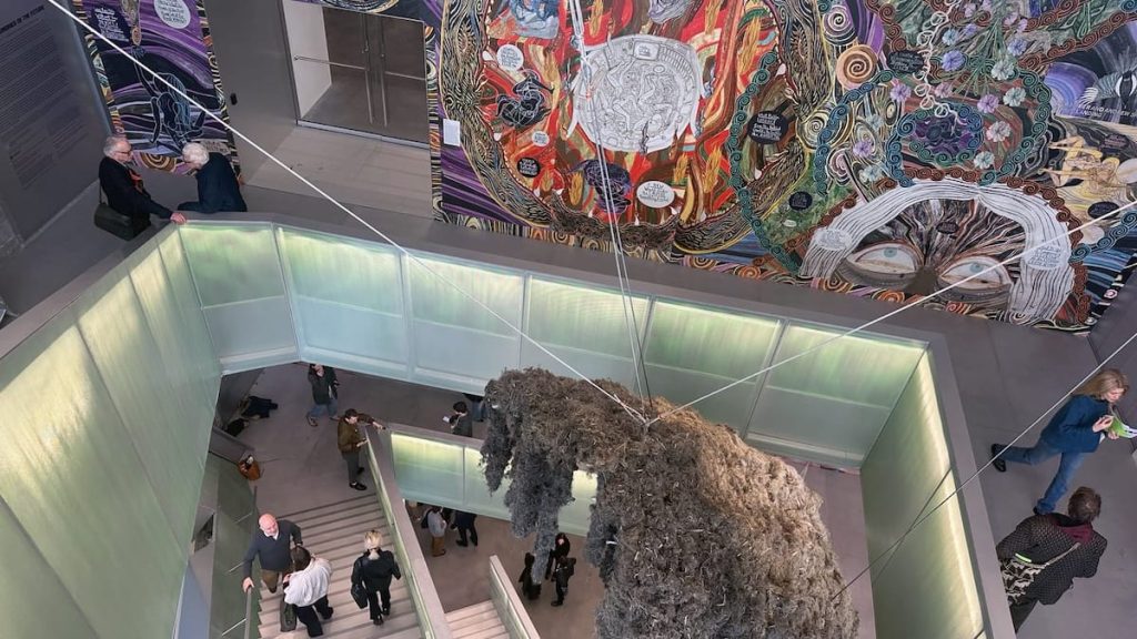 Iranian Artist Expresses Emotional Insights Iranian Artist Expresses Emotional Insights