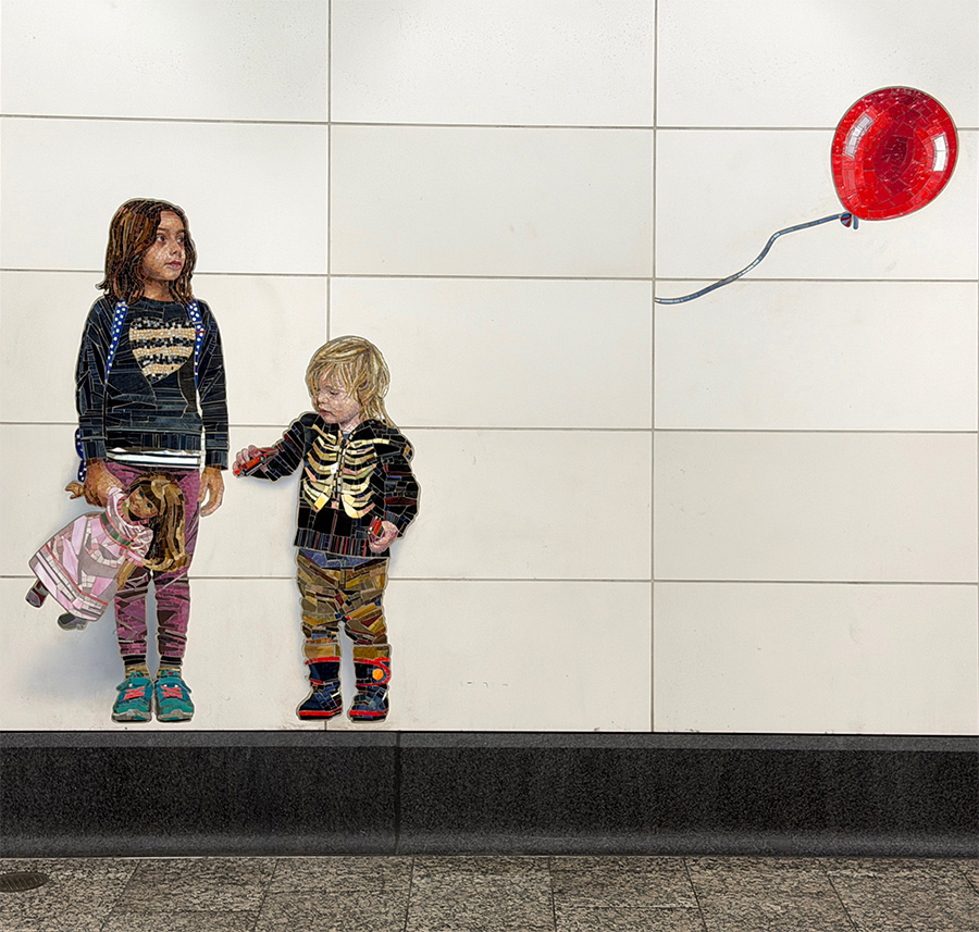 Identifying Ourselves on the Q Line: Vik Muniz’s “Ideal Strangers” Identifying Ourselves on the Q Line: Vik Muniz’s “Ideal Strangers”