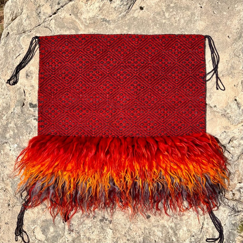 Nikyle Begay Revives Historical Diné Weavings from a Century Ago