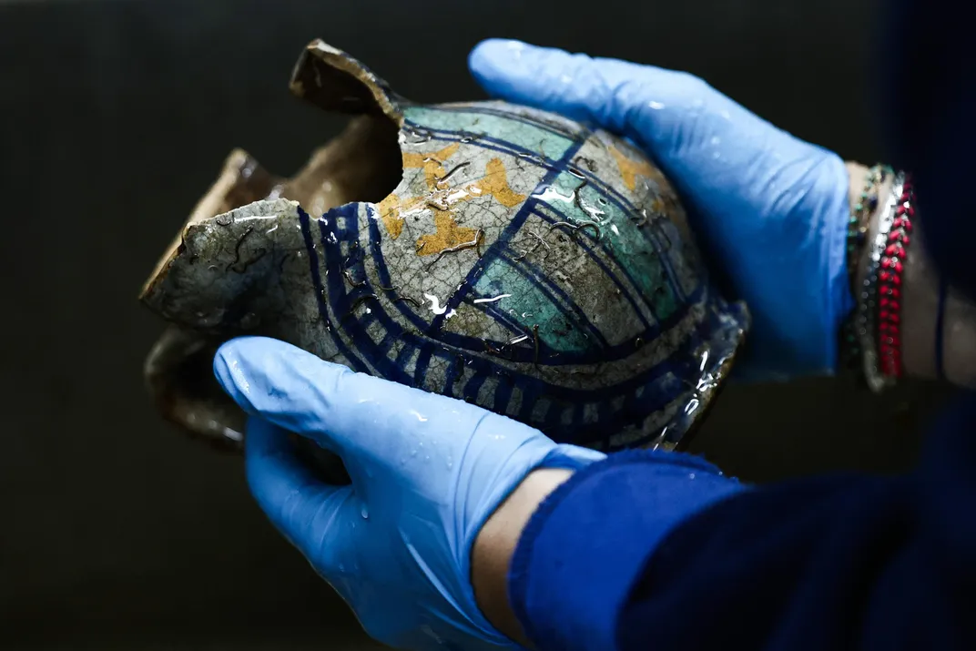 Recovered ceramic jug
