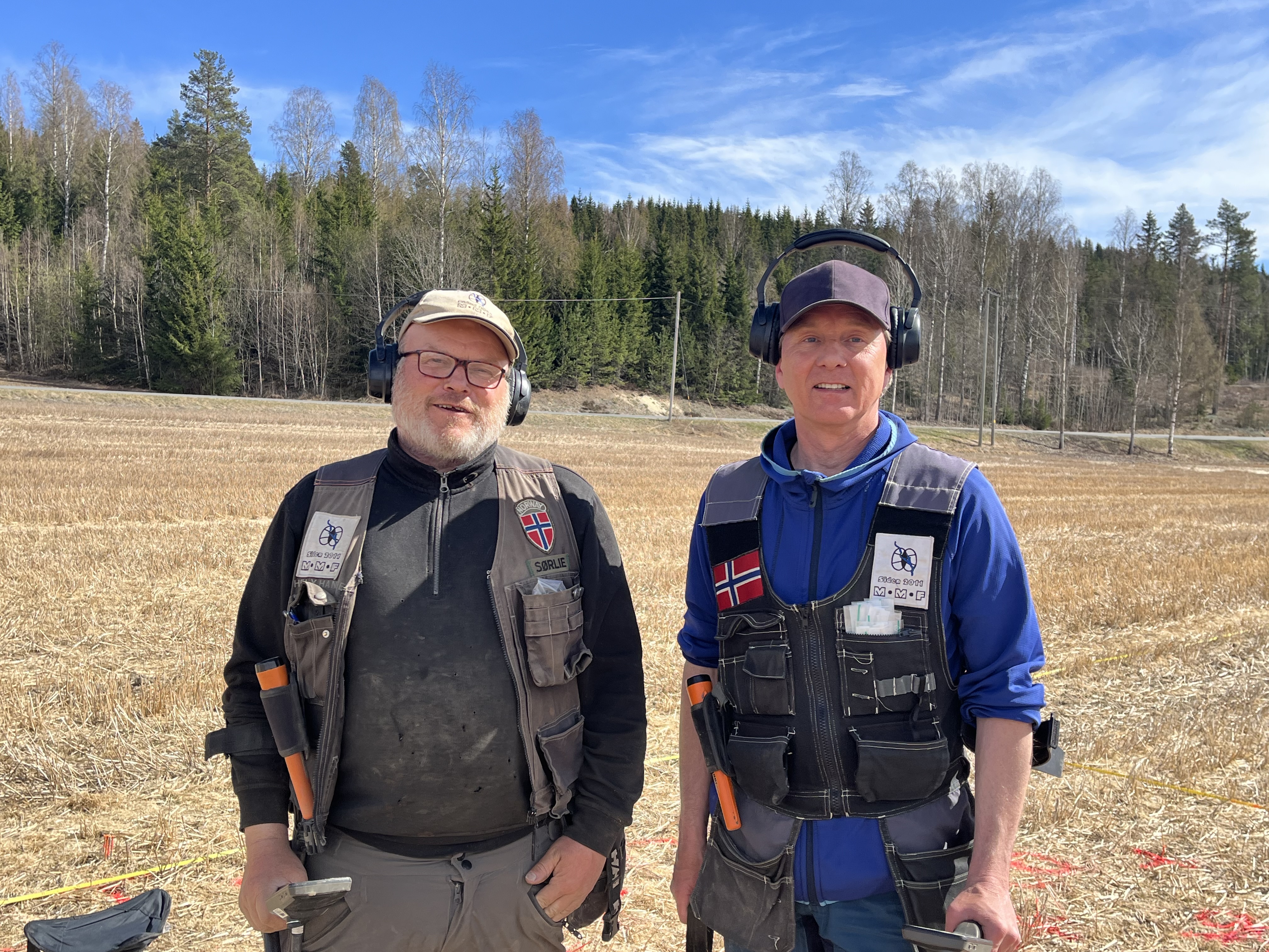 Vegard Sørlie (left) and Rune Sætre (right), the metal detectorists who discovered the hoard